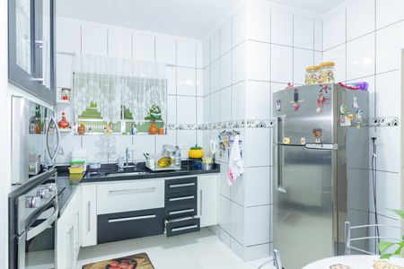 Casa à venda com 318m², 5 quartos e 6 vagas Casa à venda com 318m², 5 quartos e 6 vagasCozinha