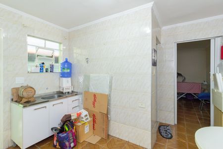 Casa à venda com 318m², 5 quartos e 6 vagas Casa à venda com 318m², 5 quartos e 6 vagasCozinha Casa 2
