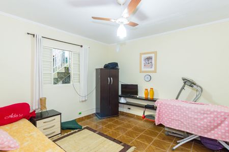 Casa à venda com 318m², 5 quartos e 6 vagas Casa à venda com 318m², 5 quartos e 6 vagasSala Casa 2