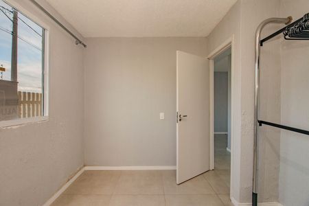 Quarto de apartamento para alugar com 1 quarto, 43m² em Jardim Itu, Porto Alegre