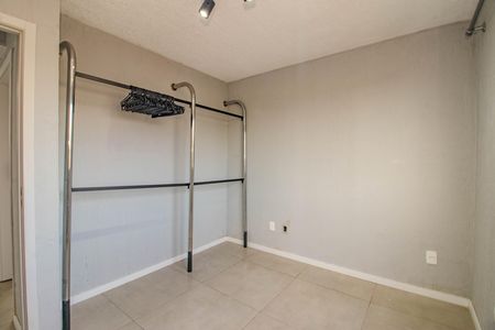 Quarto de apartamento para alugar com 1 quarto, 43m² em Jardim Itu, Porto Alegre
