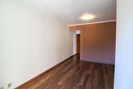 Sala de apartamento para alugar com 3 quartos, 67m² em Vila Butantã, São Paulo