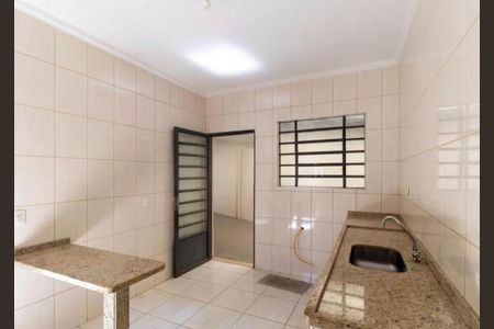 Foto 05 de casa à venda com 3 quartos, 130m² em Jardim Nova Europa, Campinas