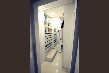 Casa à venda com 3 quartos, 157m² em Vila Andrade, São Paulo