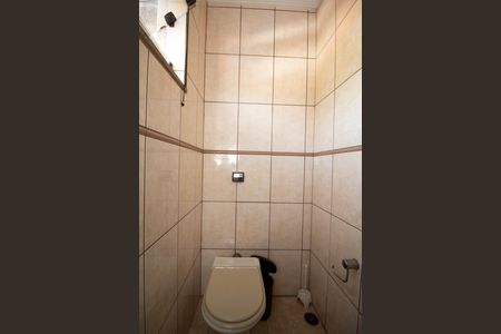 Casa para alugar com 300m², 3 quartos e 2 vagasBanheiro