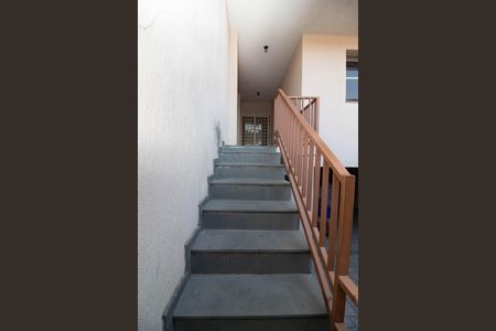 Casa para alugar com 300m², 3 quartos e 2 vagasEscada
