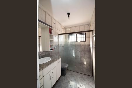 Casa para alugar com 300m², 3 quartos e 2 vagasBanheiro da Suíte 1