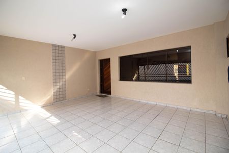 Casa para alugar com 300m², 3 quartos e 2 vagasGaragem