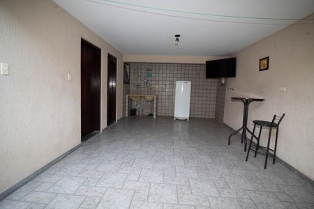 Casa para alugar com 300m², 3 quartos e 2 vagasÁrea comum