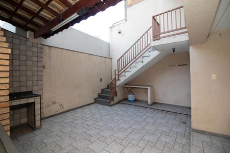 Casa para alugar com 300m², 3 quartos e 2 vagasÁrea  - Churrasqueira