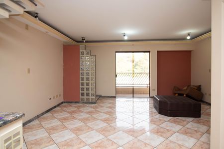 Casa para alugar com 300m², 3 quartos e 2 vagasSala