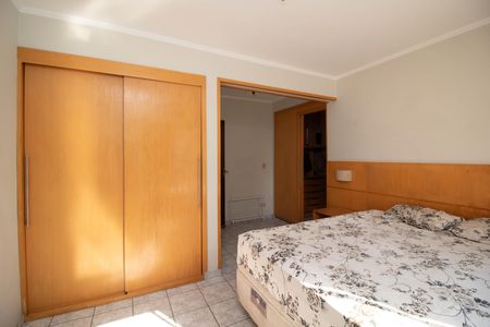 Casa para alugar com 300m², 3 quartos e 2 vagasQuarto 1 - Suíte