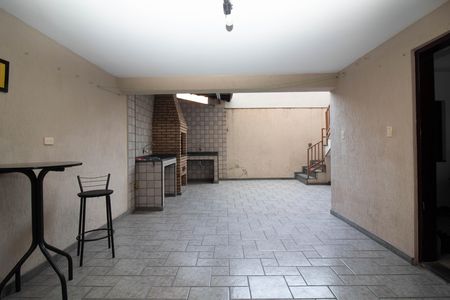 Casa para alugar com 300m², 3 quartos e 2 vagasÁrea comum