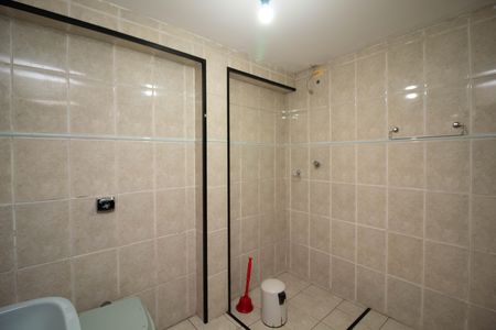 Casa para alugar com 300m², 3 quartos e 2 vagasBanheiro de serviço