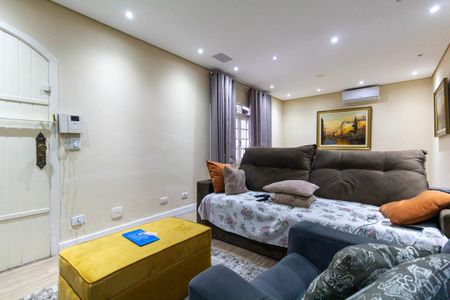 Sala de casa para alugar com 3 quartos, 320m² em Vila Ré, São Paulo