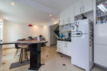 Casa para alugar com 320m², 3 quartos e 5 vagasCozinha