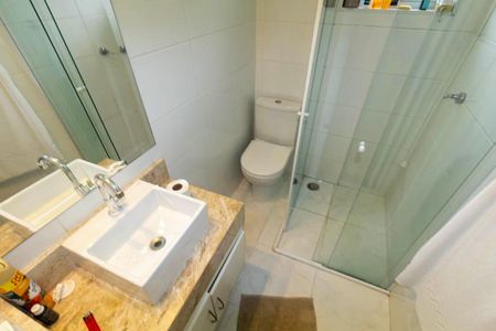 Casa para alugar com 320m², 3 quartos e 5 vagasBanheiro 2