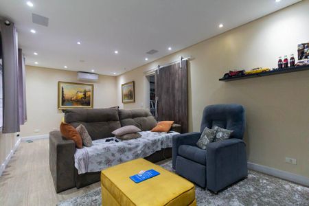 Sala de casa para alugar com 3 quartos, 320m² em Vila Ré, São Paulo