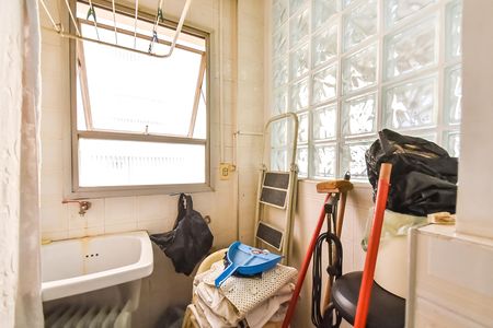 Área de serviço de apartamento para alugar com 1 quarto, 57m² em Cambuci, São Paulo