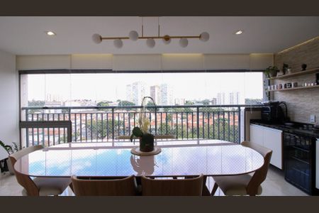 Apartamento para alugar com 125m², 3 quartos e 2 vagas Apartamento para alugar com 125m², 3 quartos e 2 vagasVaranda Gourmet