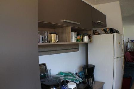 Cozinha de apartamento para alugar com 2 quartos, 45m² em Taquara, Rio de Janeiro