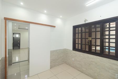 Casa para alugar com 100m², 4 quartos e 1 vaga Casa para alugar com 100m², 4 quartos e 1 vagaQuarto 2