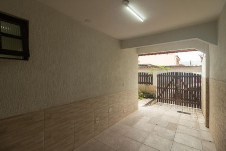 Casa para alugar com 100m², 4 quartos e 1 vaga Casa para alugar com 100m², 4 quartos e 1 vagaGaragem