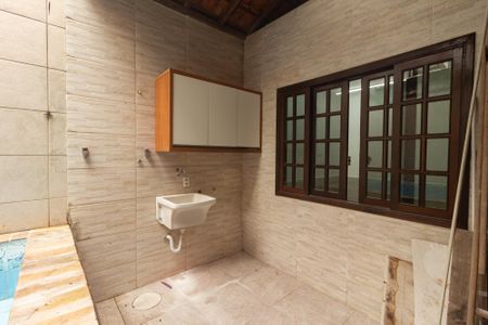 Casa para alugar com 100m², 4 quartos e 1 vaga Casa para alugar com 100m², 4 quartos e 1 vagaÁrea de Serviço