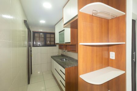 Casa para alugar com 100m², 4 quartos e 1 vaga Casa para alugar com 100m², 4 quartos e 1 vagaCozinha