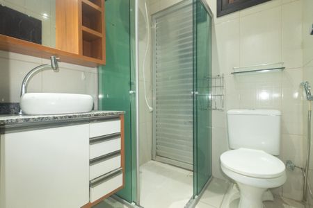 Casa para alugar com 100m², 4 quartos e 1 vaga Casa para alugar com 100m², 4 quartos e 1 vagaBanheiro Social