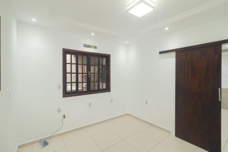 Casa para alugar com 100m², 4 quartos e 1 vaga Casa para alugar com 100m², 4 quartos e 1 vagaQuarto 1