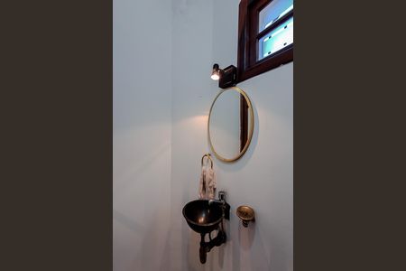 Casa para alugar com 150m², 4 quartos e 2 vagasLavabo