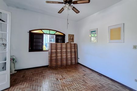 Casa para alugar com 150m², 4 quartos e 2 vagasQuarto 2 - Suíte