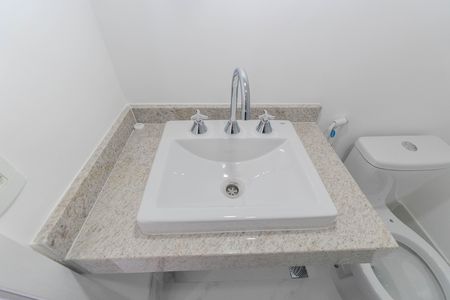 Studio à venda com 24m², 1 quarto e 1 vaga Studio à venda com 24m², 1 quarto e 1 vagaBanheiro