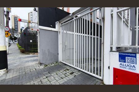 Studio para alugar com 32m², 1 quarto e sem vagaFachada + Plaquinha