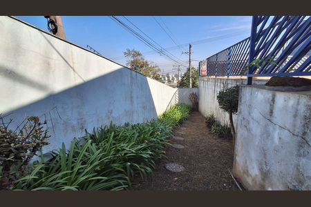 Casa à venda com 304m², 4 quartos e 4 vagas Casa à venda com 304m², 4 quartos e 4 vagasJardim