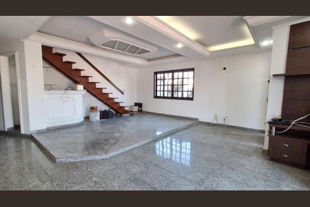 Sala de casa à venda com 4 quartos, 304m² em Vila Palmares, São Caetano do Sul