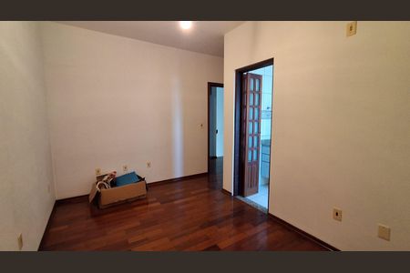 Casa à venda com 304m², 4 quartos e 4 vagas Casa à venda com 304m², 4 quartos e 4 vagasSuíte 3