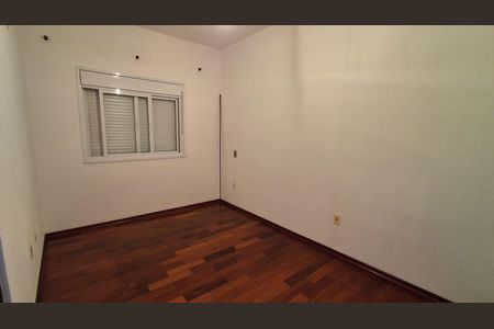 Casa à venda com 304m², 4 quartos e 4 vagas Casa à venda com 304m², 4 quartos e 4 vagasSuíte 3