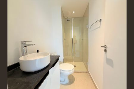 Apartamento à venda com 58m², 2 quartos e 1 vaga Apartamento à venda com 58m², 2 quartos e 1 vagaBanheiro