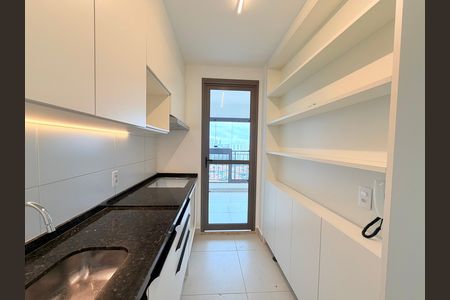Apartamento à venda com 58m², 2 quartos e 1 vaga Apartamento à venda com 58m², 2 quartos e 1 vagaCozinha