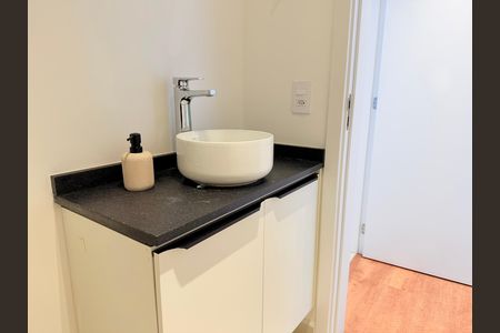 Banheiro 2 de apartamento para alugar com 2 quartos, 58m² em Chácara Santo Antônio (zona Sul), São Paulo