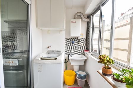 Apartamento à venda com 105m², 2 quartos e 1 vaga Apartamento à venda com 105m², 2 quartos e 1 vagaÁrea de serviço