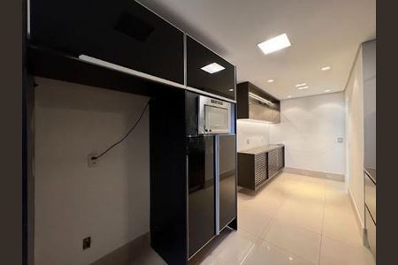 Apartamento à venda com 3 quartos, 185m² em Itaim Bibi, São Paulo