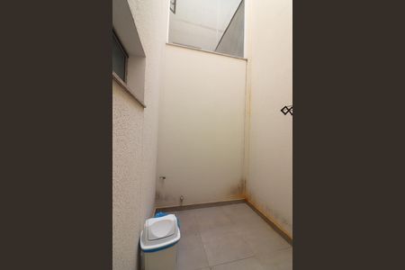 Casa à venda com 232m², 3 quartos e 3 vagasÁrea de Serviço