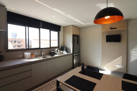 Casa à venda com 232m², 3 quartos e 3 vagasCozinha 