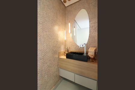 Casa à venda com 232m², 3 quartos e 3 vagasLavabo