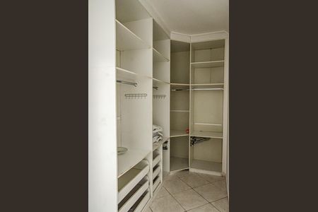 Casa para alugar com 290m², 3 quartos e 3 vagas