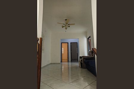 Casa para alugar com 290m², 3 quartos e 3 vagas