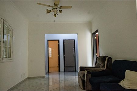 Casa para alugar com 290m², 3 quartos e 3 vagas